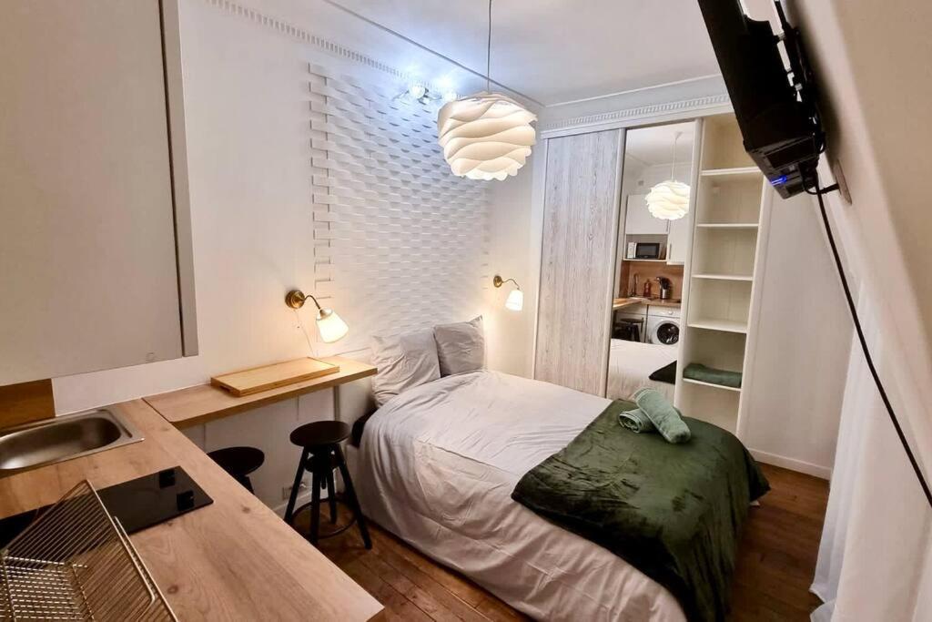 Champs-Elysees - Suite For 2 People Parijs Buitenkant foto