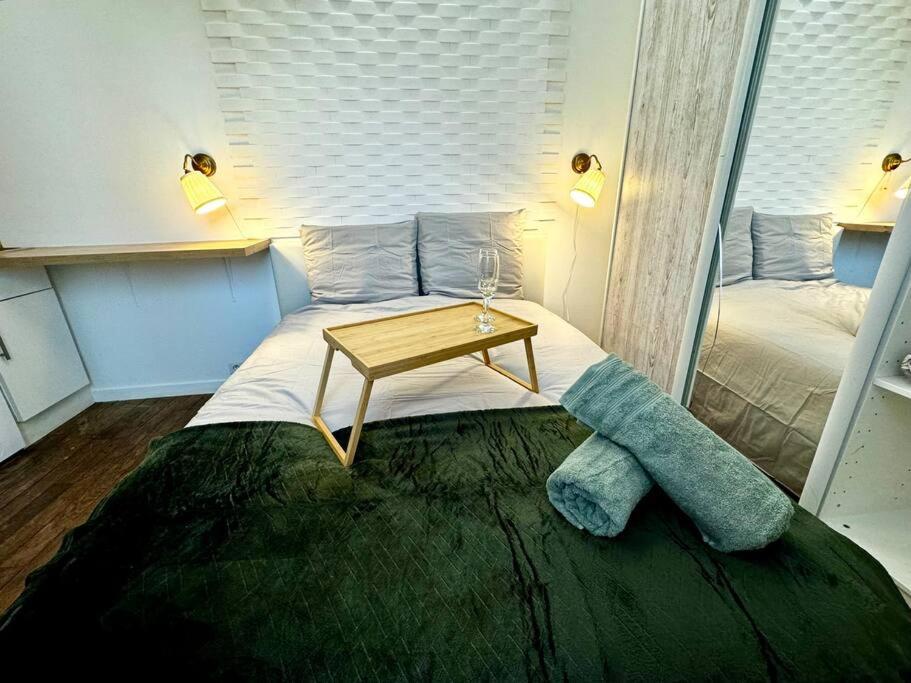 Champs-Elysees - Suite For 2 People Parijs Buitenkant foto